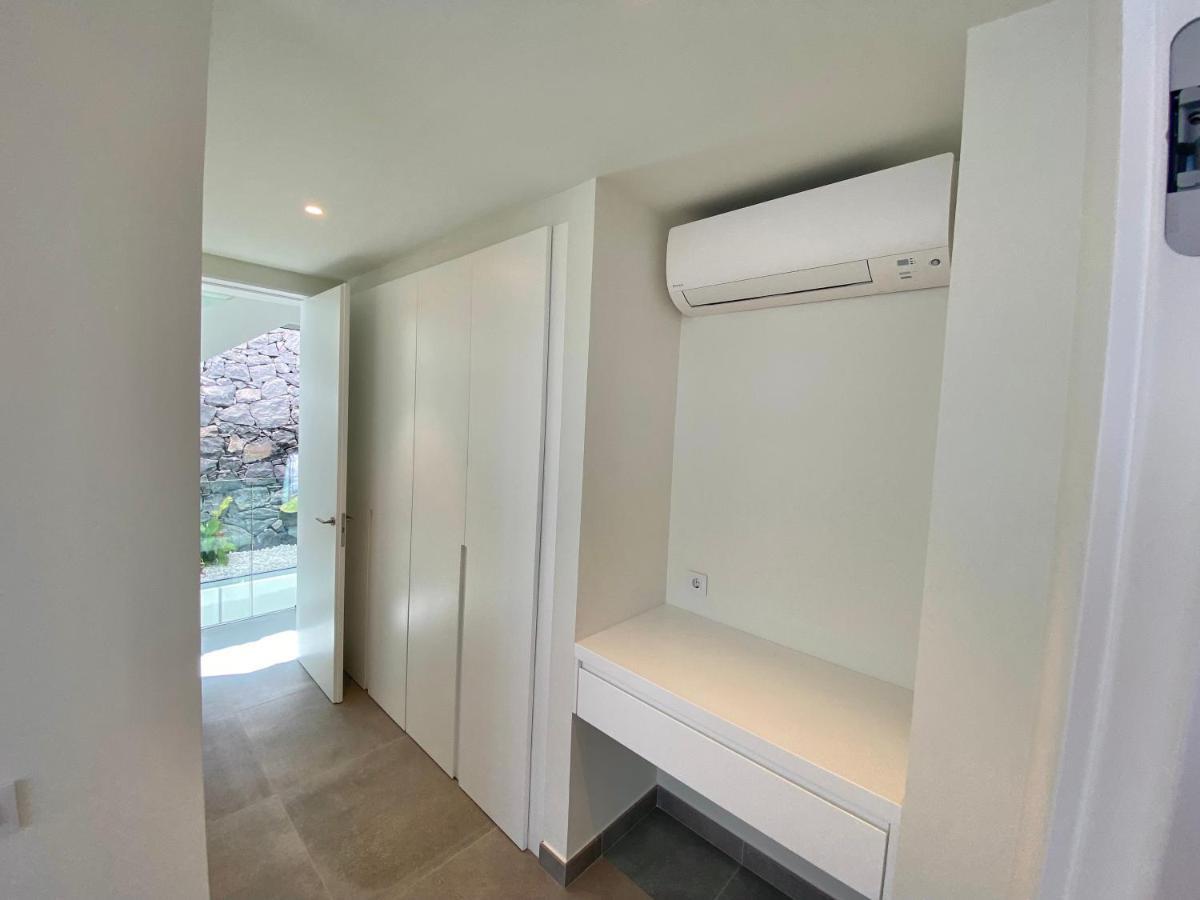 אדחה Rocavista - Villa With Heated Rooftop Pool And Amazing Ocean View מראה חיצוני תמונה